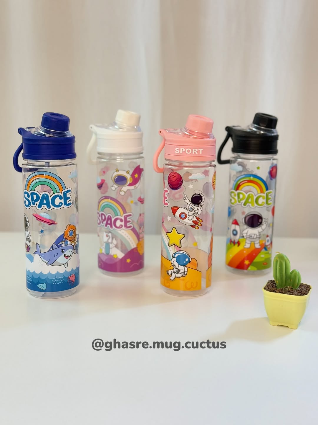 قمقمه فضانورد قلمی برای کنار کوله با درب پیچی کد ۱۴۹